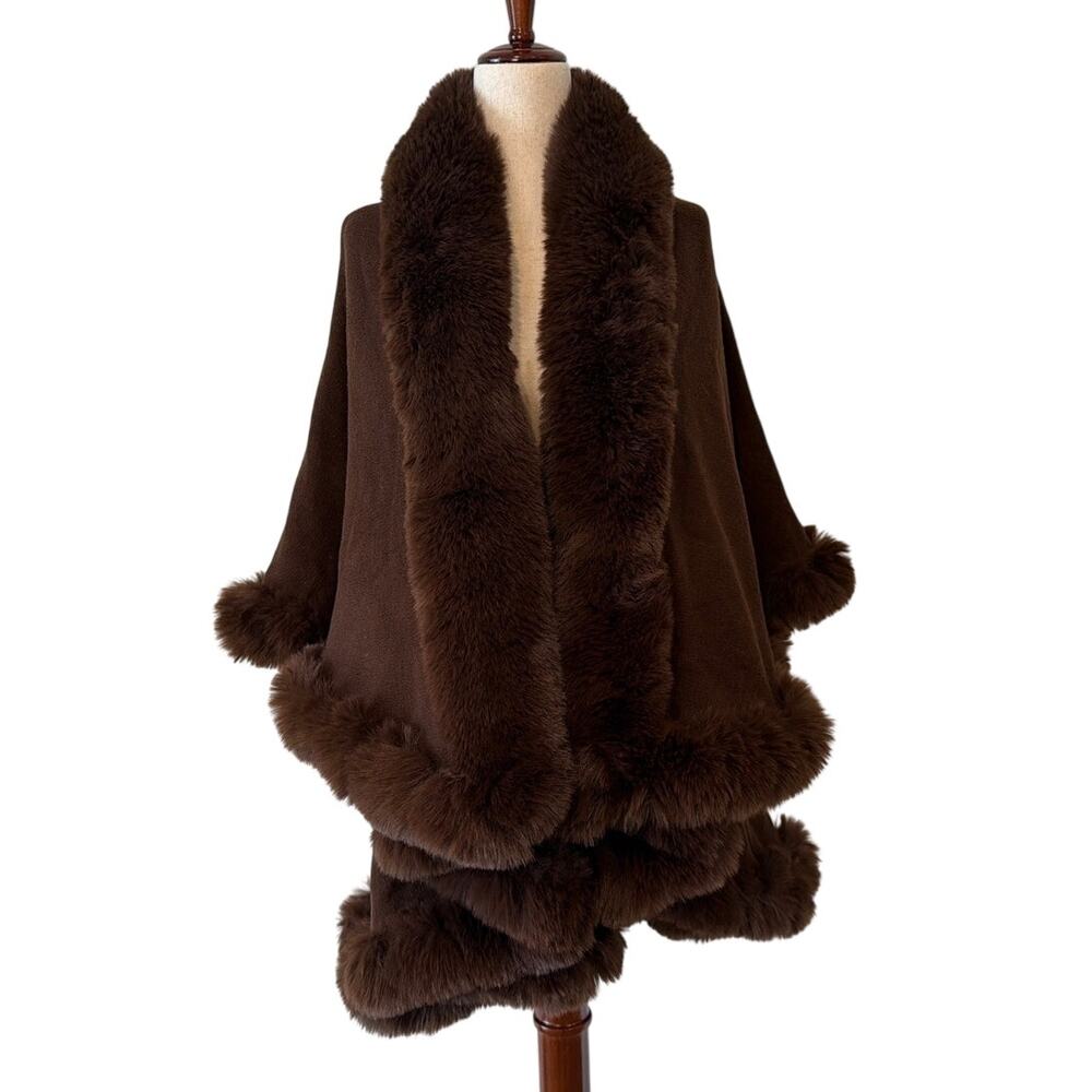 NWT Saachi Layered Faux Fur Trim Kimono Cape Shawl Wrap, Brown, One Size